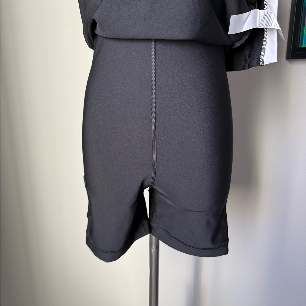 Sport Dress - Picture 9 of 10